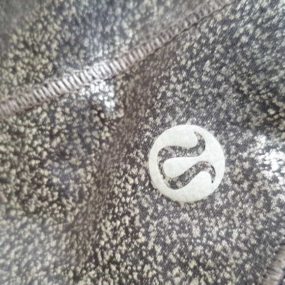 Lululemon iridescent short shorts - Picture 3 of 11